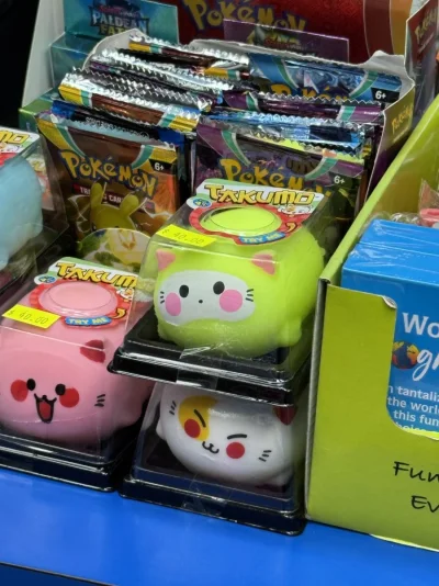 fake-pokemoncards.webp
